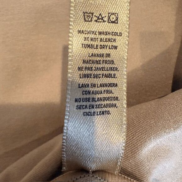 SKIMS Essentials Long Sleeve Bodysuit Nude Raw Cut Crew Neck Size S/M - Picture 5 of 9